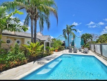 porterscourtno2-porters-court-2---pool-min-48