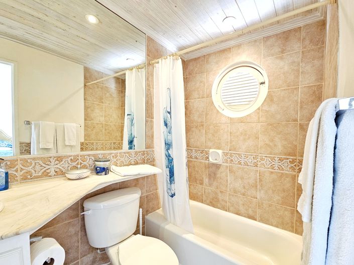 Image No.8-Propriété de 2 chambres à vendre à St James