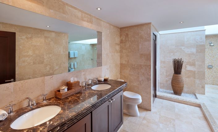 Image No.4-3 Bed Land for sale