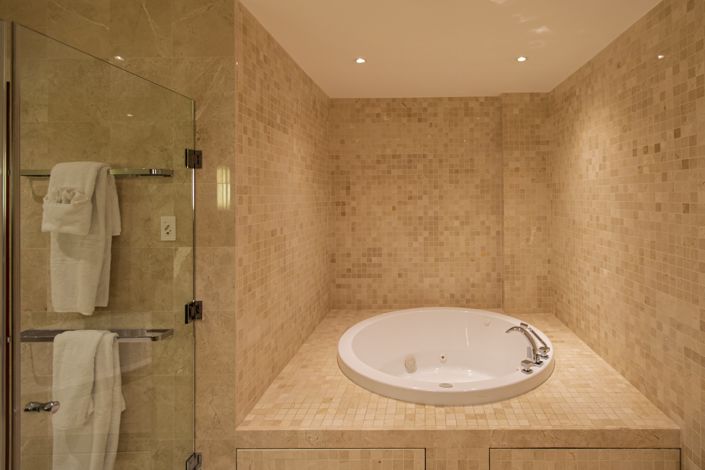 Image No.11-3 Bed Property for sale