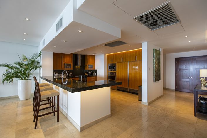 Image No.5-3 Bed Property for sale