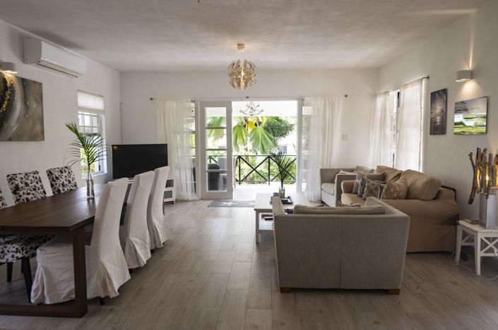 Image No.2-4 Bed Villa for sale