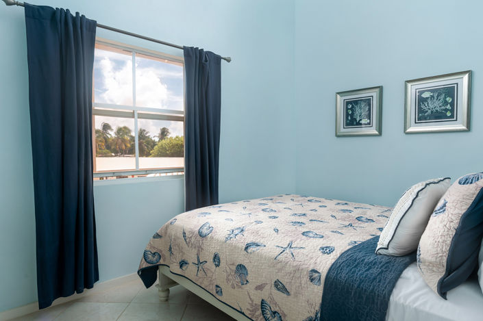 Image No.9-2 Bed Property for sale