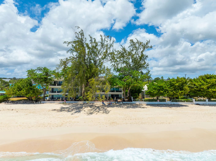 Image No.11-2 Bed Property for sale