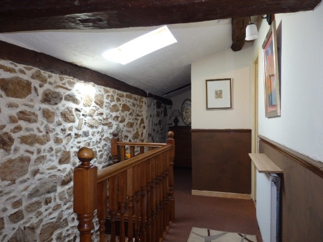 Image No.17-4 Bed House for sale