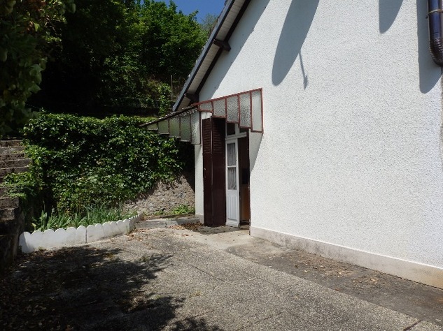 Image No.12-2 Bed House for sale