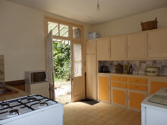 Image No.4-2 Bed House for sale