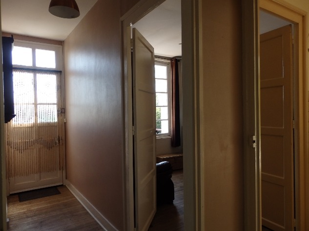 Image No.6-2 Bed House for sale