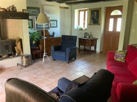 Image No.6-3 Bed House for sale