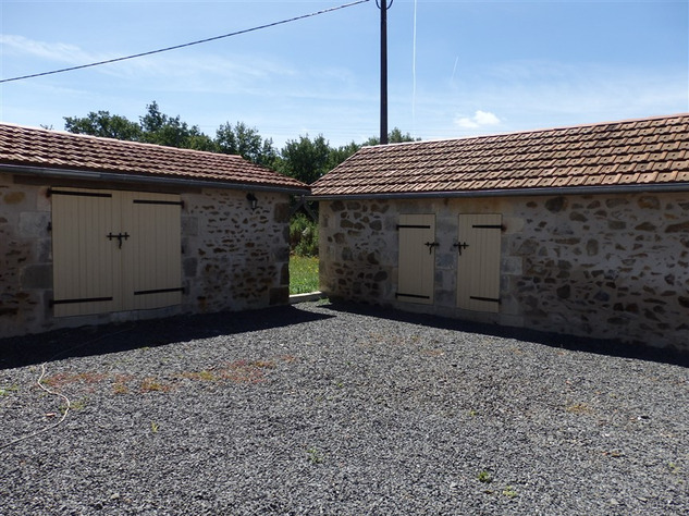 Image No.24-14 Bed House for sale