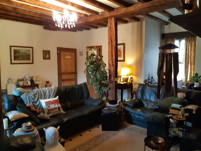 Image No.8-5 Bed House for sale