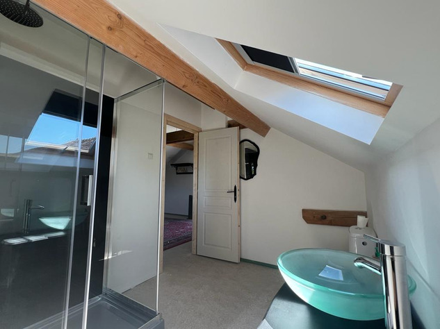 Image No.13-10 Bed Property for sale