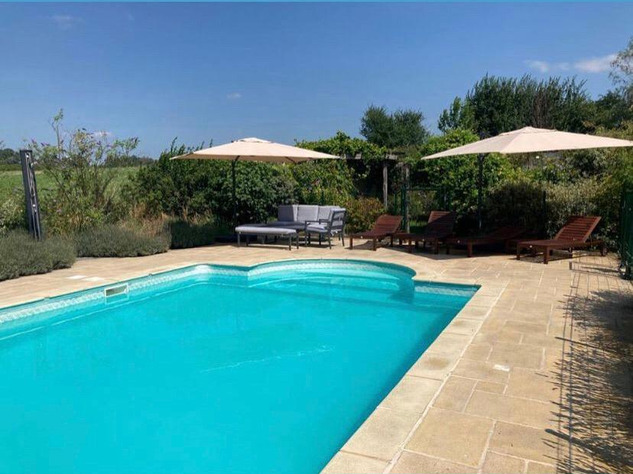 Image No.2-10 Bed Property for sale