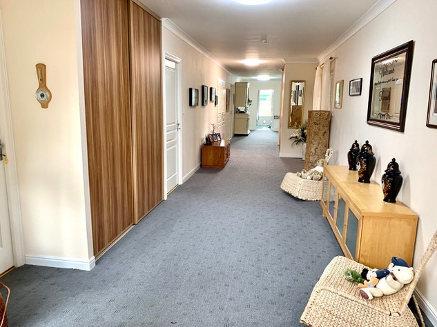 Image No.4-4 Bed Bungalow for sale