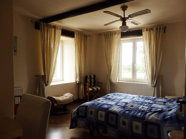 Image No.19-6 Bed Property for sale