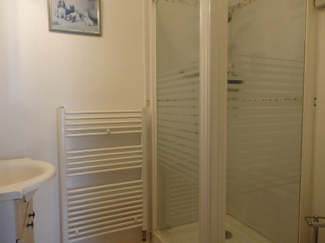 Image No.21-6 Bed Property for sale