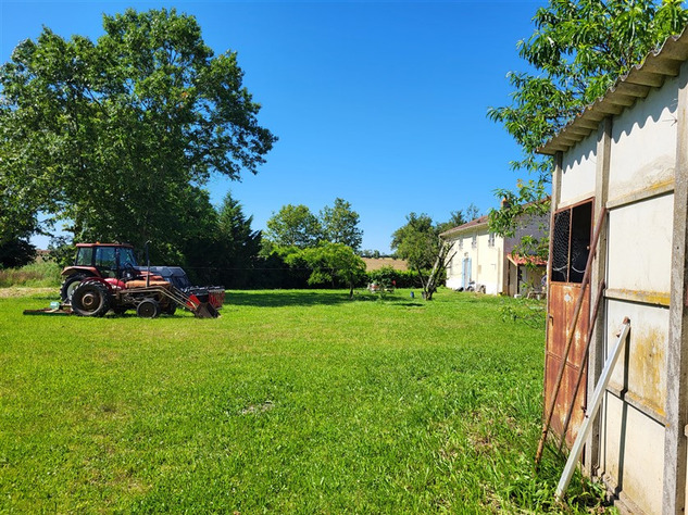 Image No.17-4 Bed House for sale