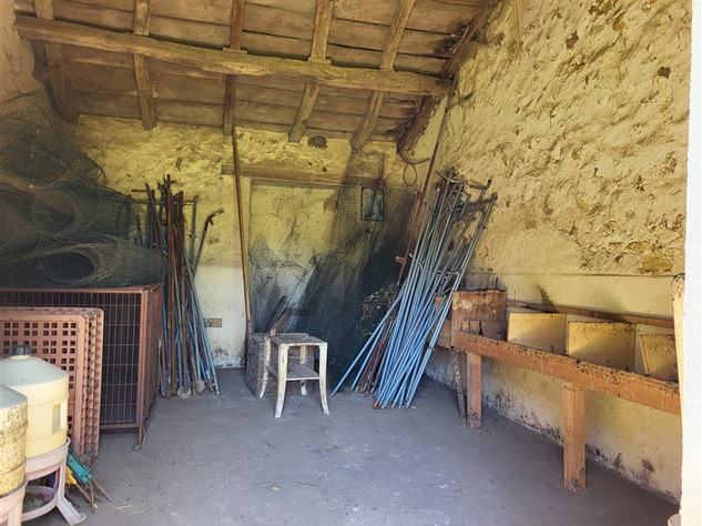 Image No.20-4 Bed House for sale