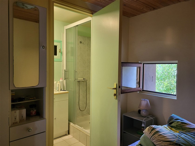 Image No.8-3 Bed House for sale