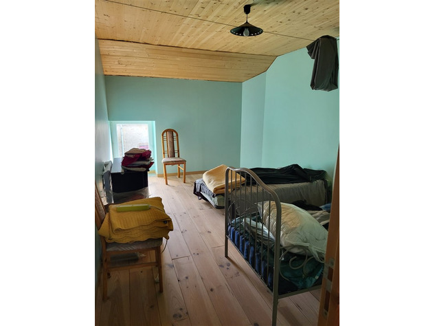 Image No.15-3 Bed House for sale