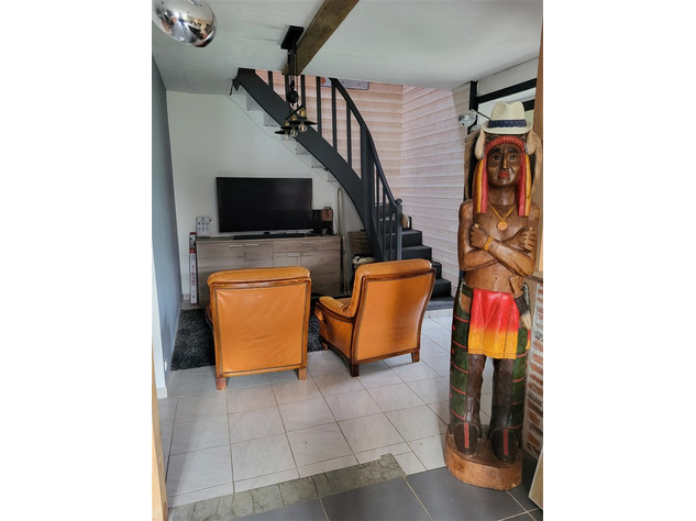 Image No.7-3 Bed House for sale