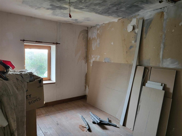 Image No.18-5 Bed House for sale