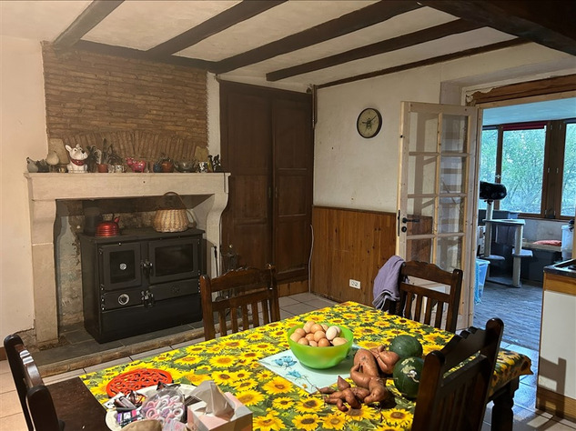 Image No.7-5 Bed House for sale