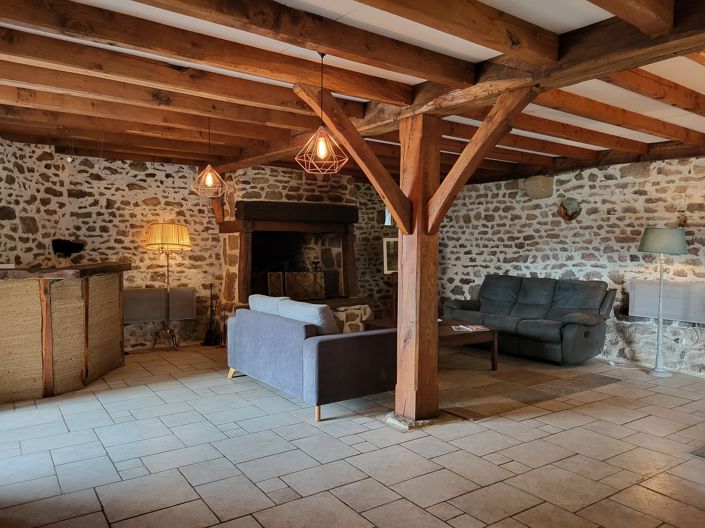 Image No.10-5 Bed House for sale