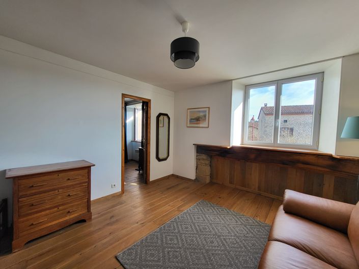 Image No.18-5 Bed House for sale