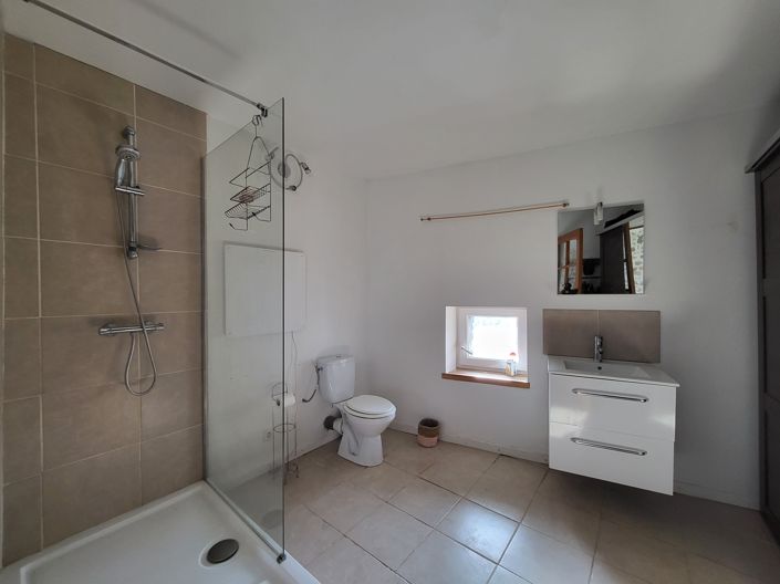 Image No.12-5 Bed House for sale