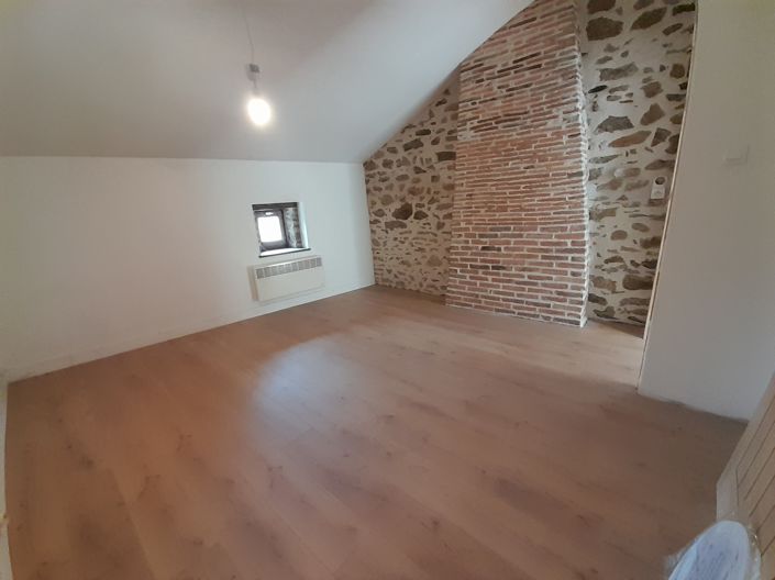 Image No.7-2 Bed Country House for sale