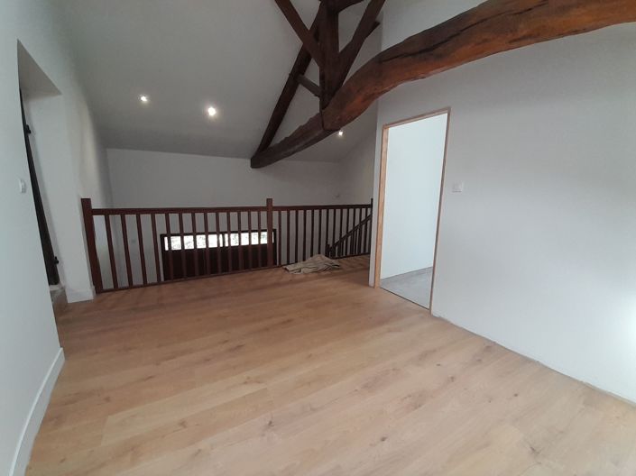 Image No.8-2 Bed Country House for sale