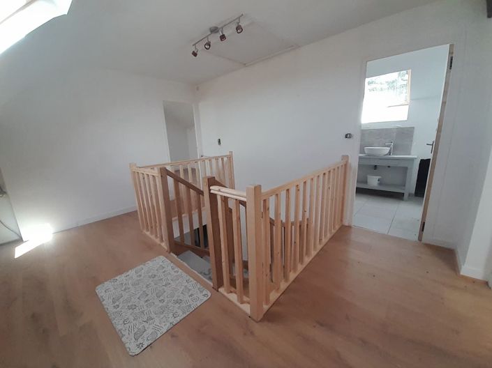 Image No.6-3 Bed Property for sale