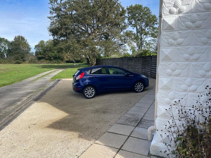 Image No.17-3 Bed House for sale