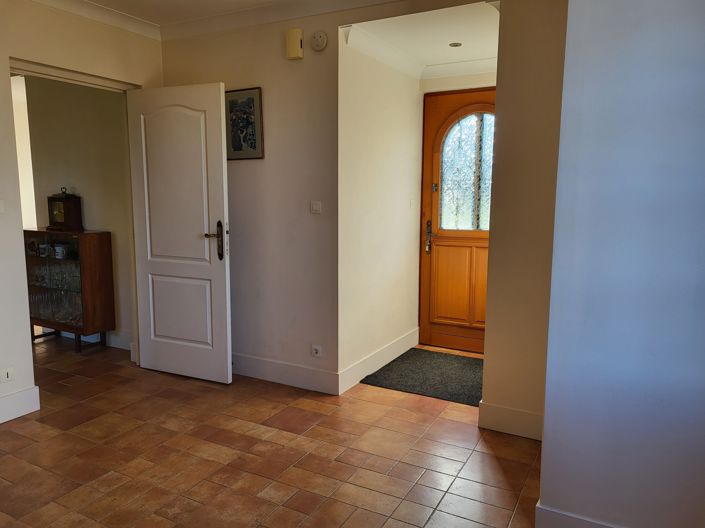 Image No.7-3 Bed House for sale