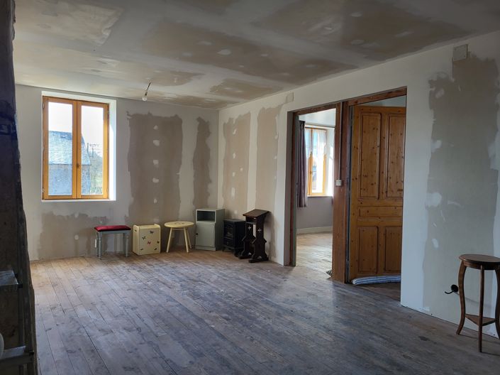 Image No.28-7 Bed House for sale