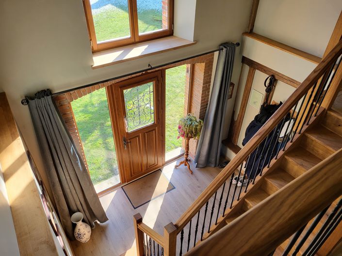 Image No.8-7 Bed House for sale