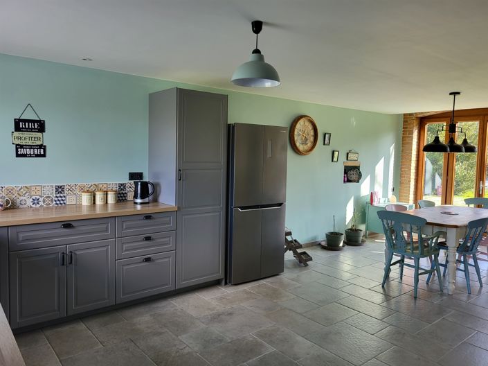 Image No.9-7 Bed House for sale