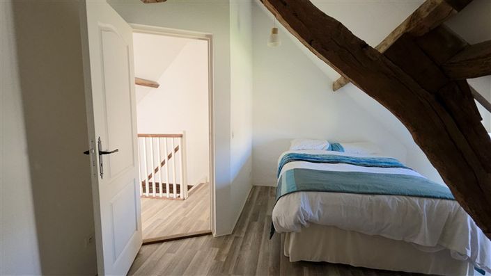 Image No.16-5 Bed House for sale