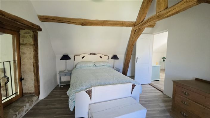 Image No.16-5 Bed House for sale