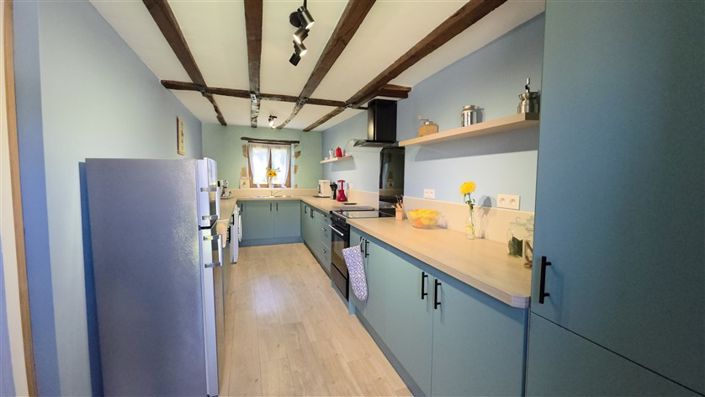 Image No.24-5 Bed House for sale