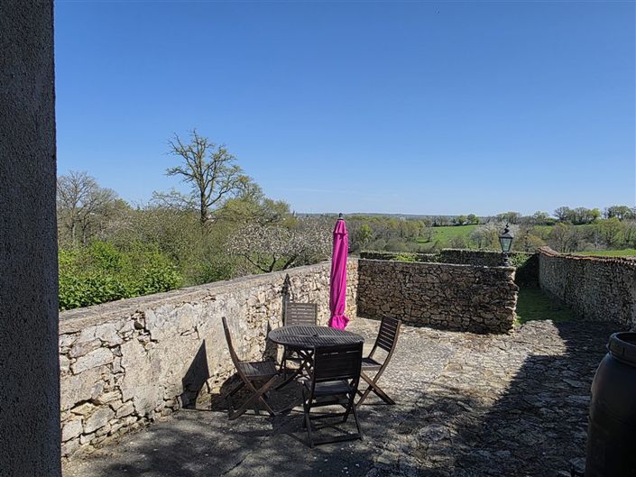 Image No.3-5 Bed House for sale