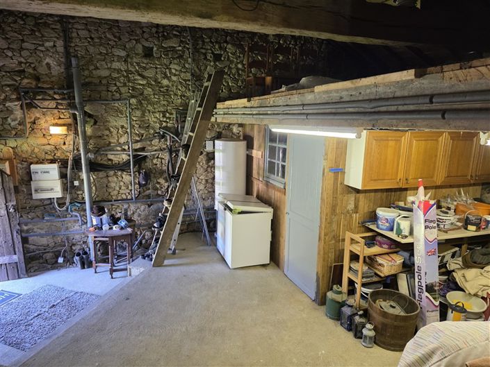 Image No.34-5 Bed House for sale