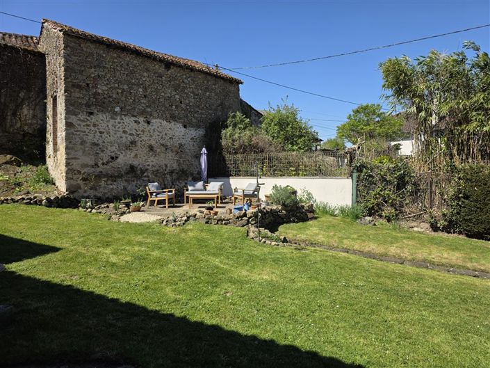 Image No.5-5 Bed House for sale