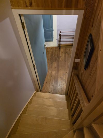 Image No.8-2 Bed Cottage for sale