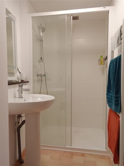 Image No.14-2 Bed House for sale