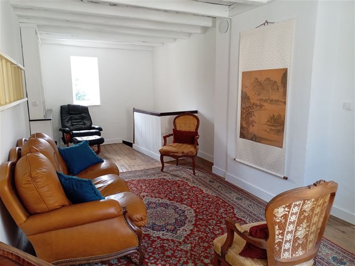 Image No.7-2 Bed House for sale