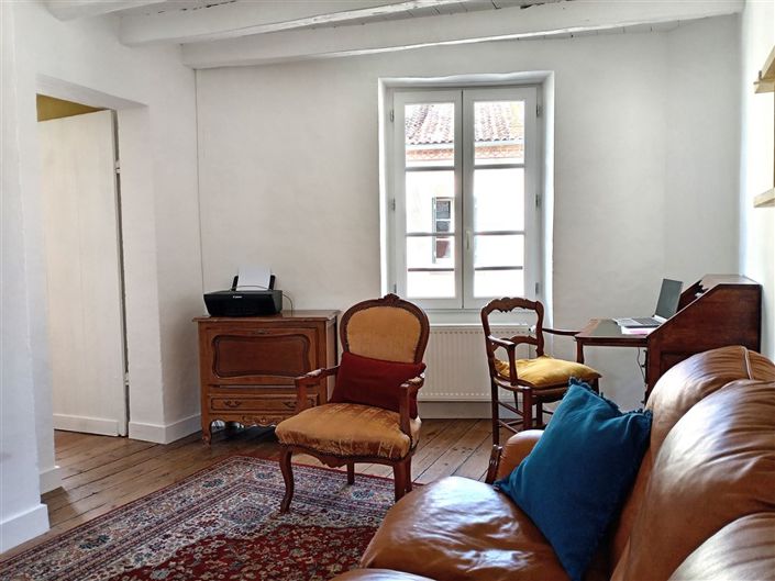 Image No.9-2 Bed House for sale