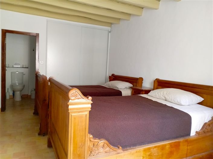 Image No.9-2 Bed House for sale