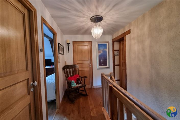 Image No.8-2 Bed House for sale